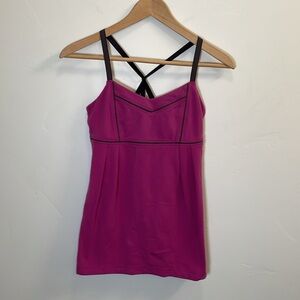 Lululemon Criss-Cross Magenta Racerback Built-In-Bra Adjustable Hem Size 6